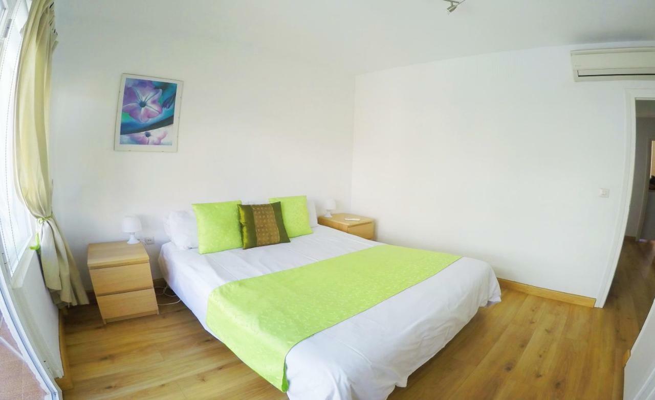 Central And Beach 3 Bedroom Apartment Perfect Location Near Pyr ฟูเอนฮิโรลา ภายนอก รูปภาพ